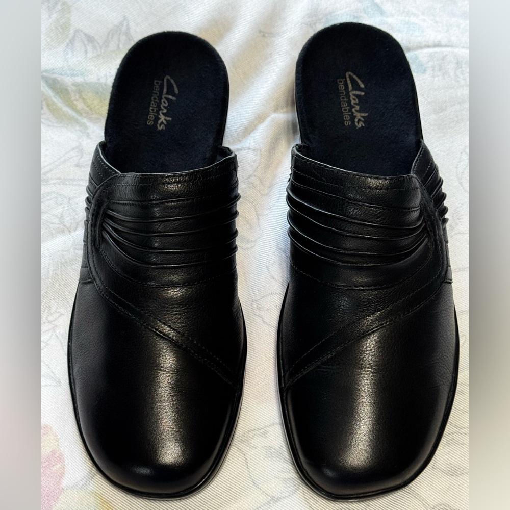 Clarks Artisan Ruthie Anna Mules Clog